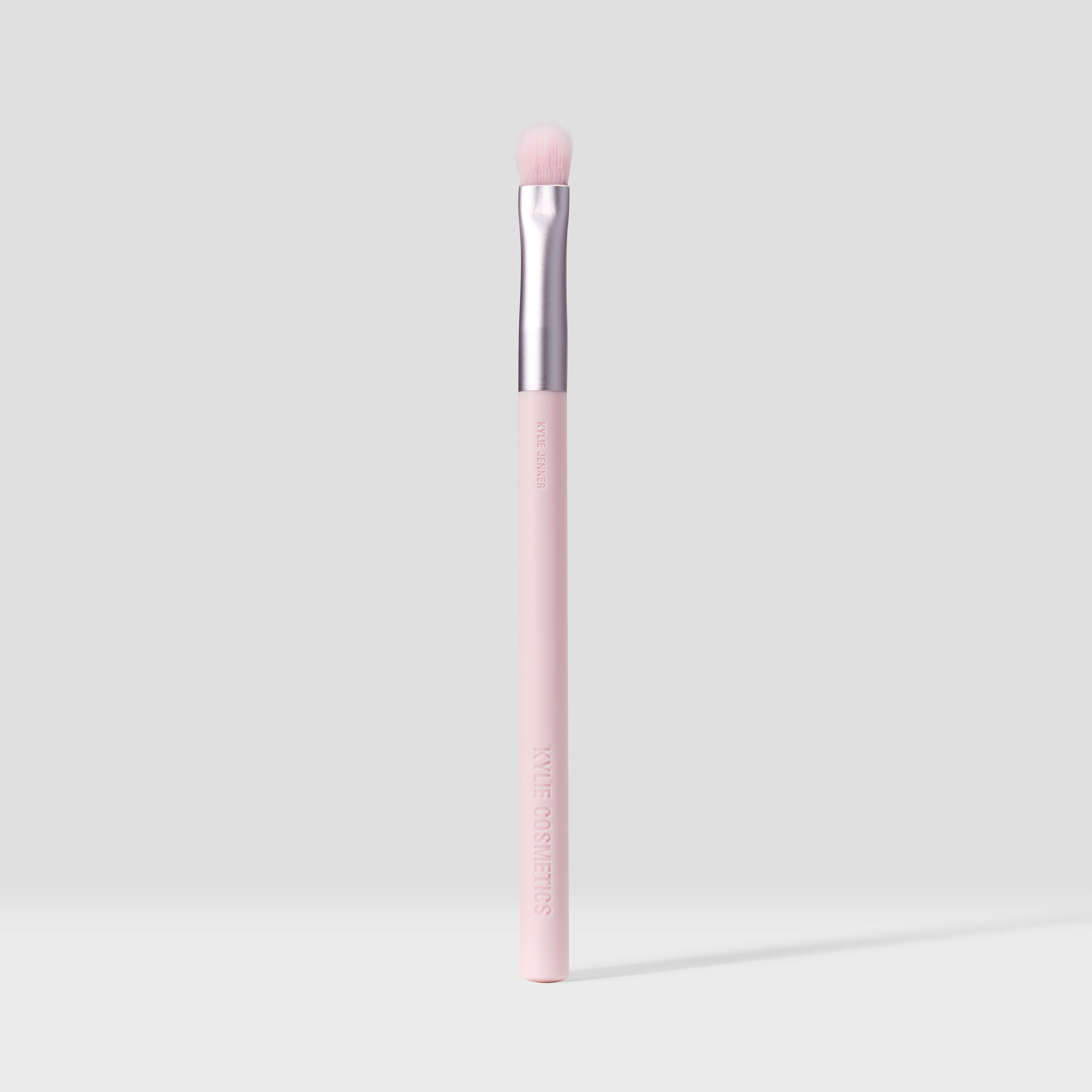 Kylie Eyeshadow Packing Brush 09 - Sneaker Türkiye