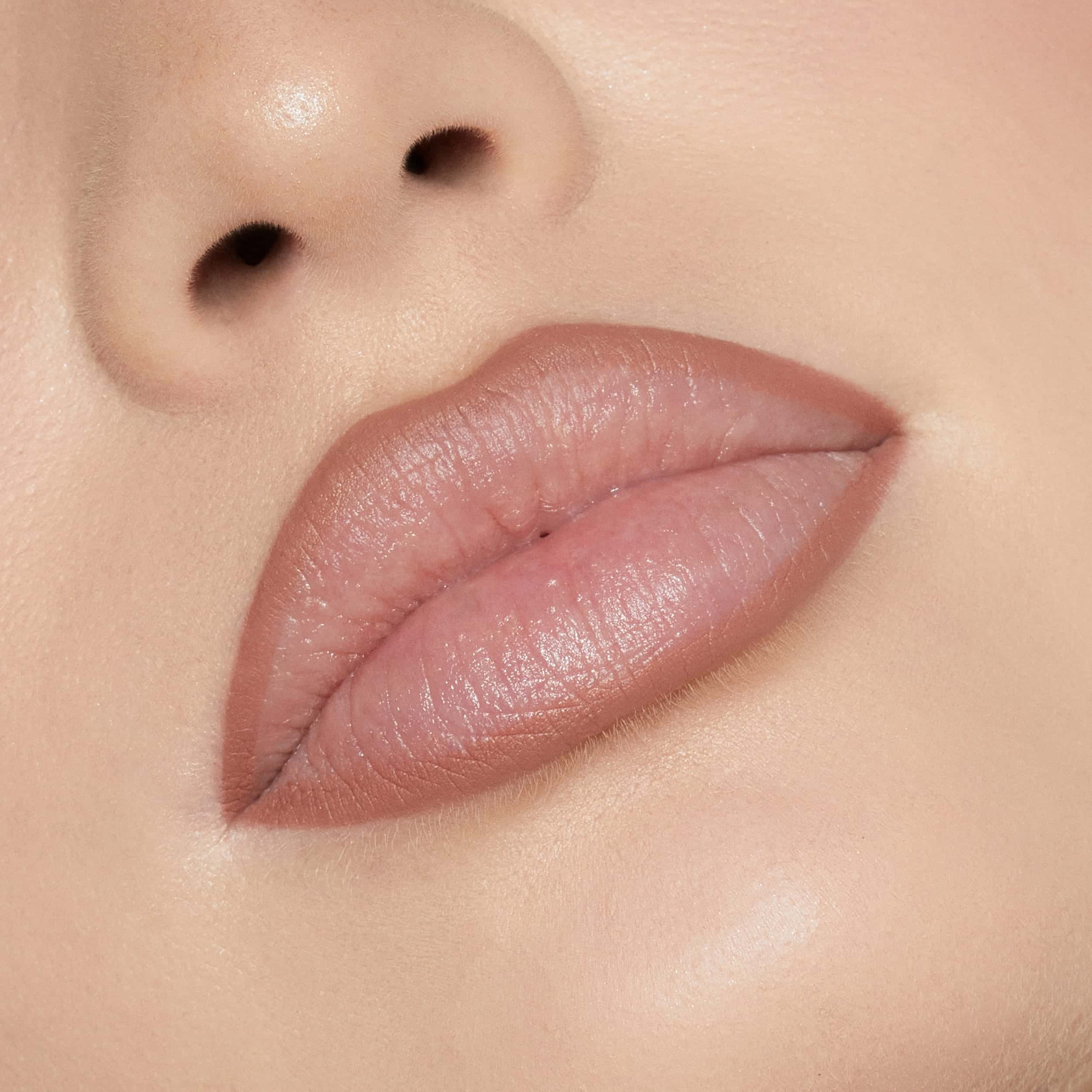 Kylie Lip Liner - Sneaker Türkiye