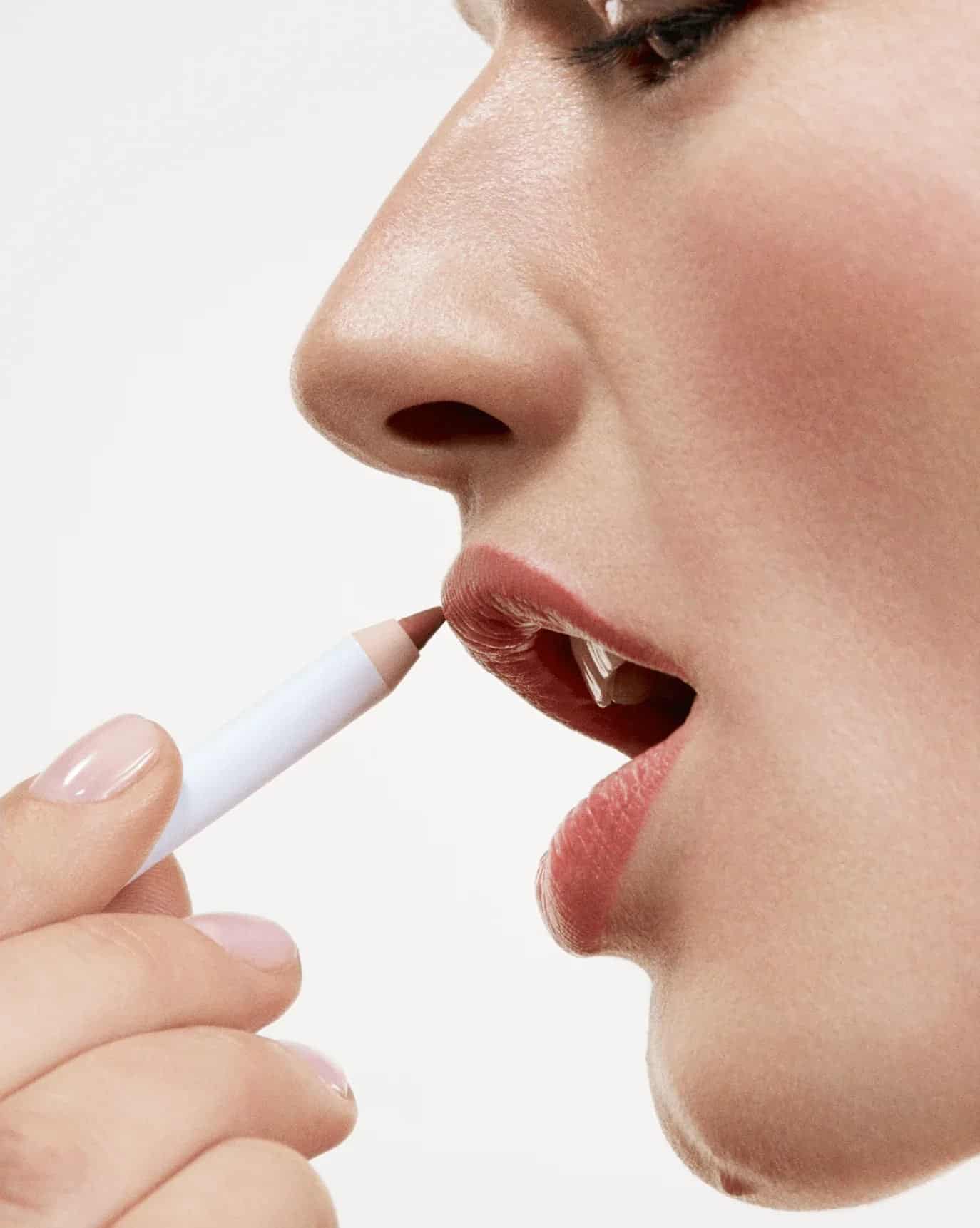 Glossier Lip Line – Dudak Kalemi - Sneaker Türkiye