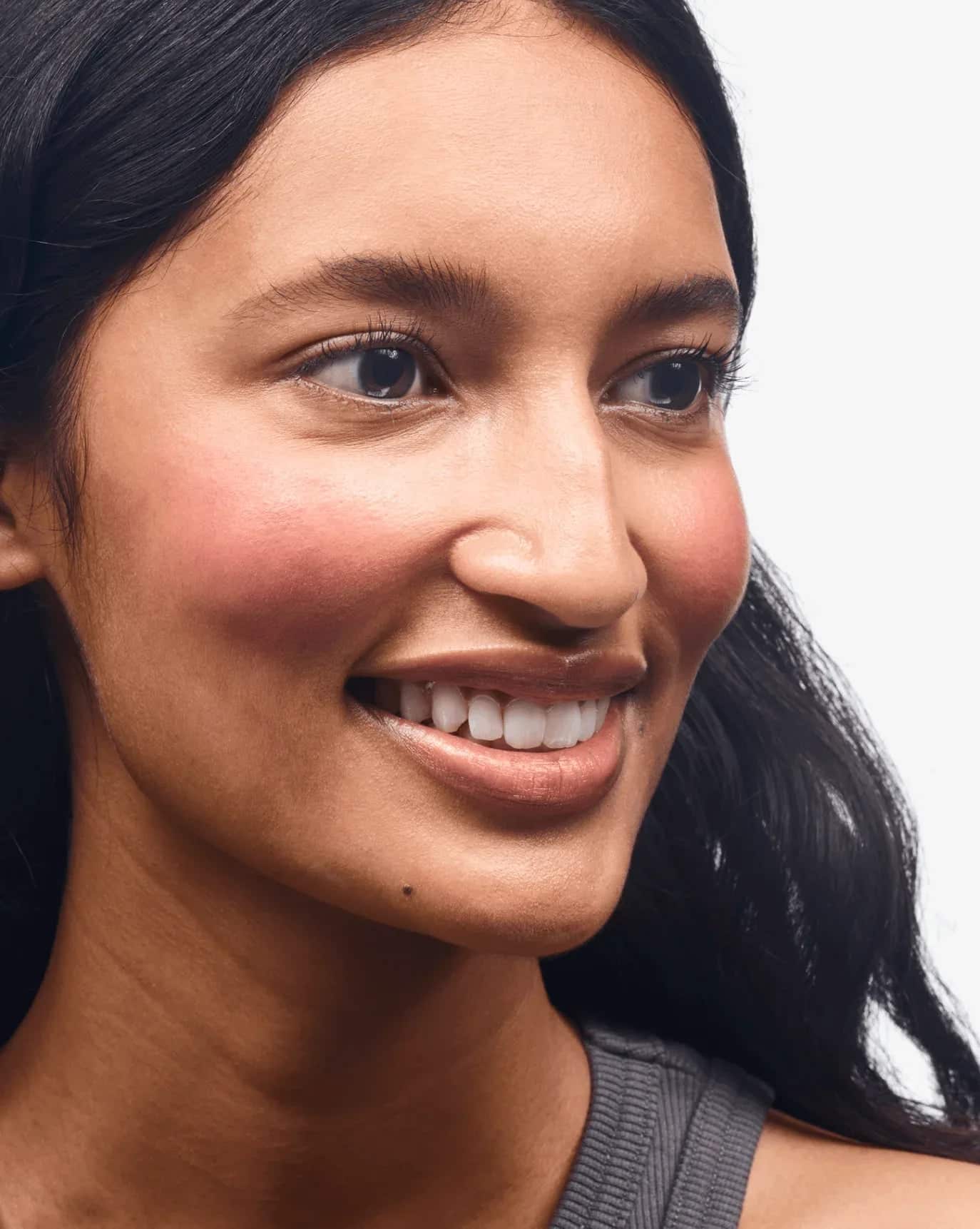 Glossier Cloud Paint – Bronzer - Sneaker Türkiye
