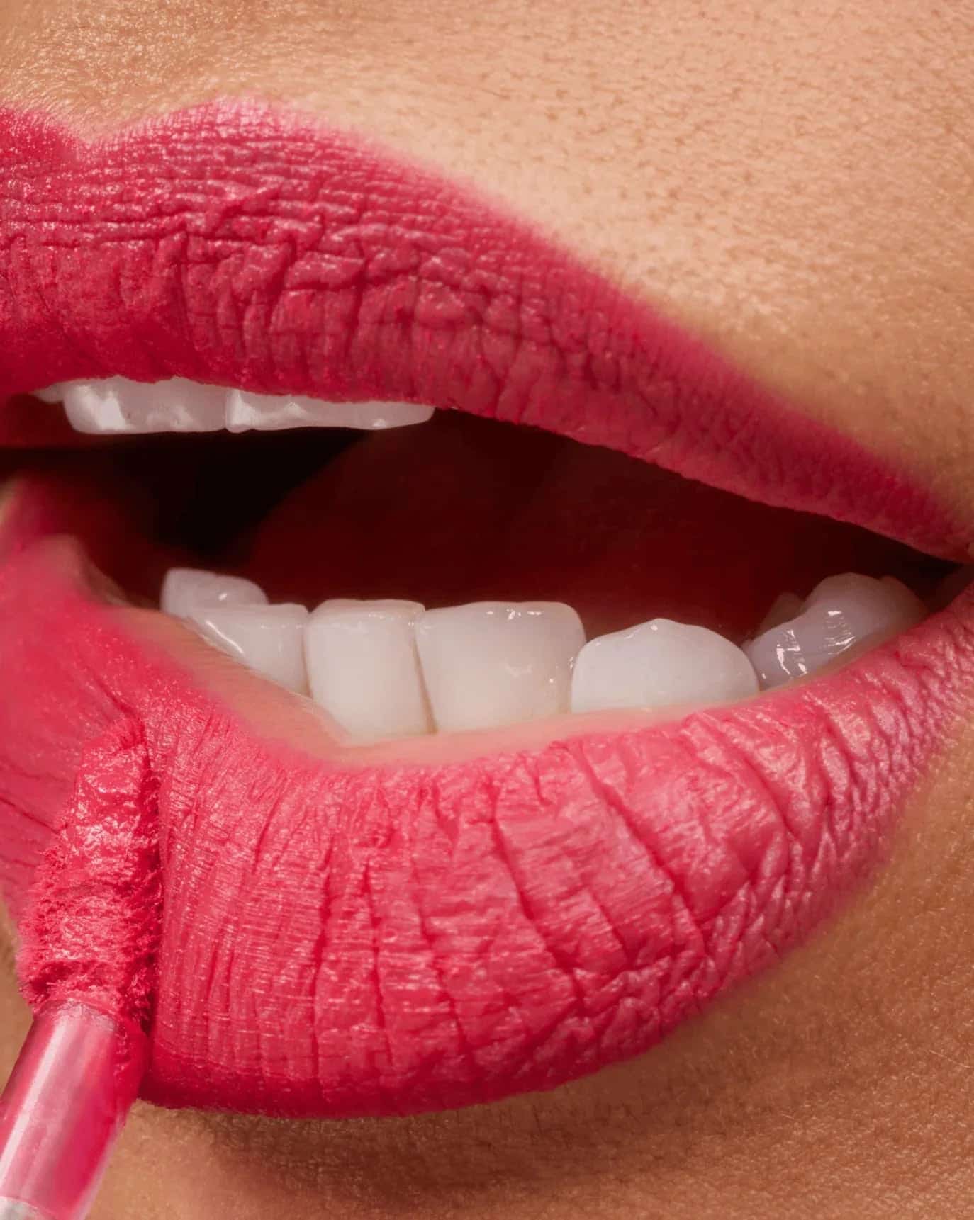 Glossier G Suit – Lip Gloss - Sneaker Türkiye