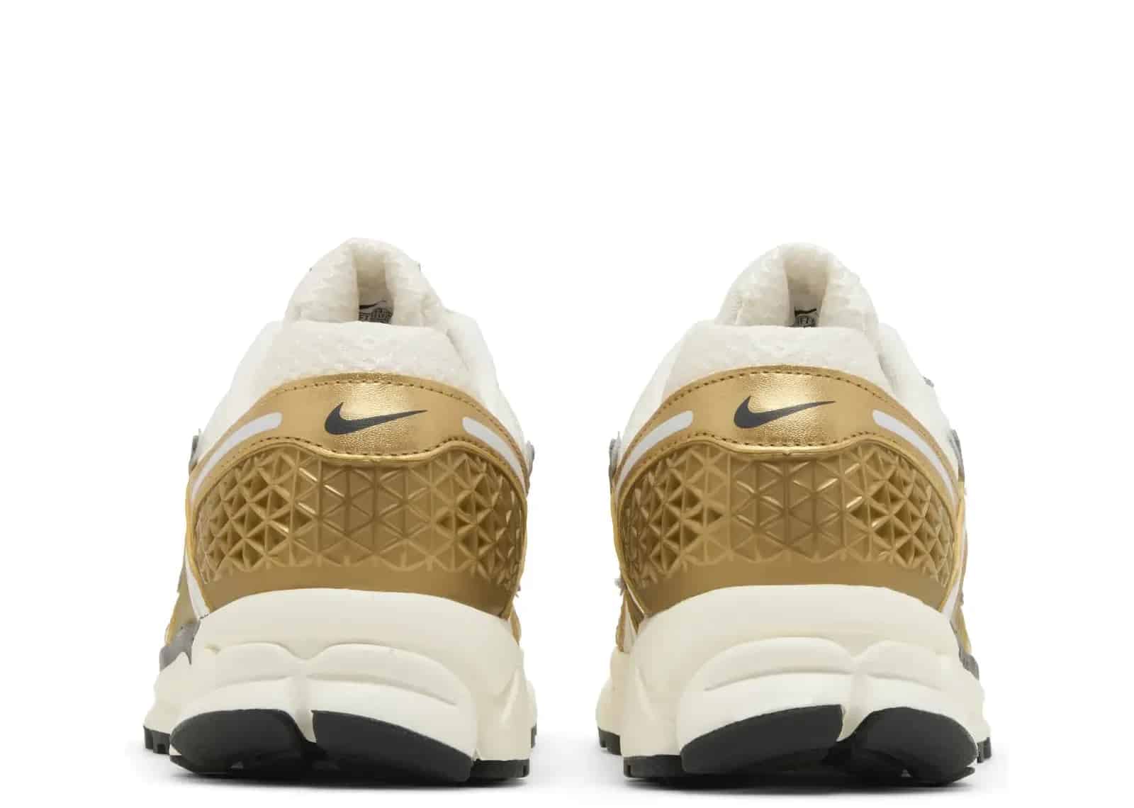 Nike Zoom Vomero 5 Metallic Gold (W) - Sneaker Türkiye