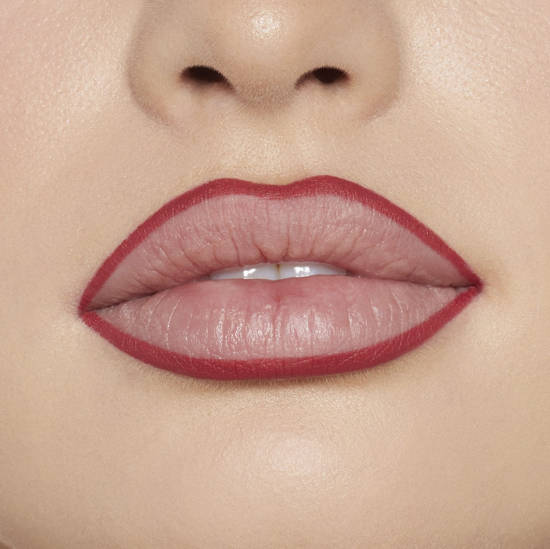 Kylie Lip Liner - Sneaker Türkiye