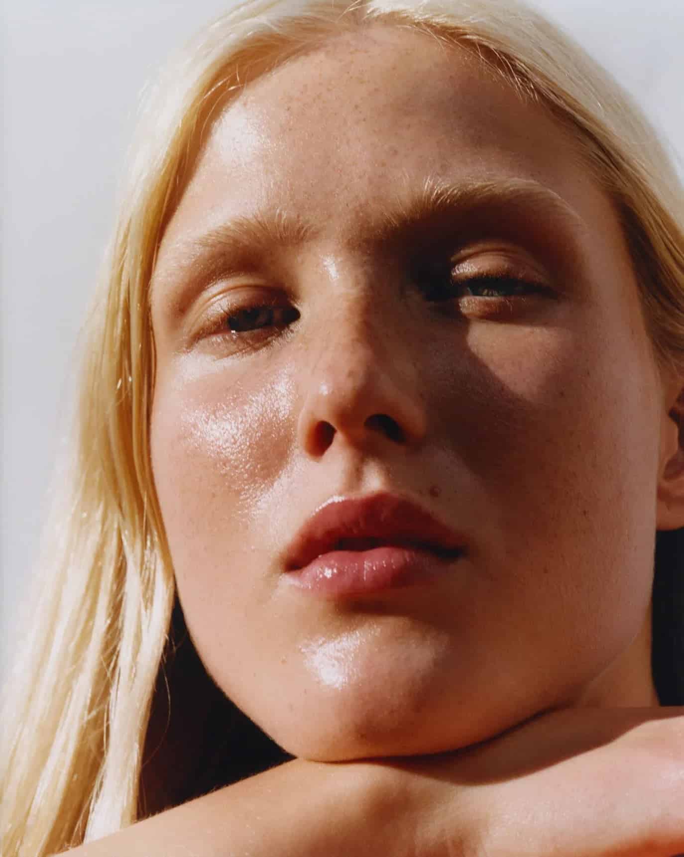 Glossier Futuredew – Serum - Sneaker Türkiye