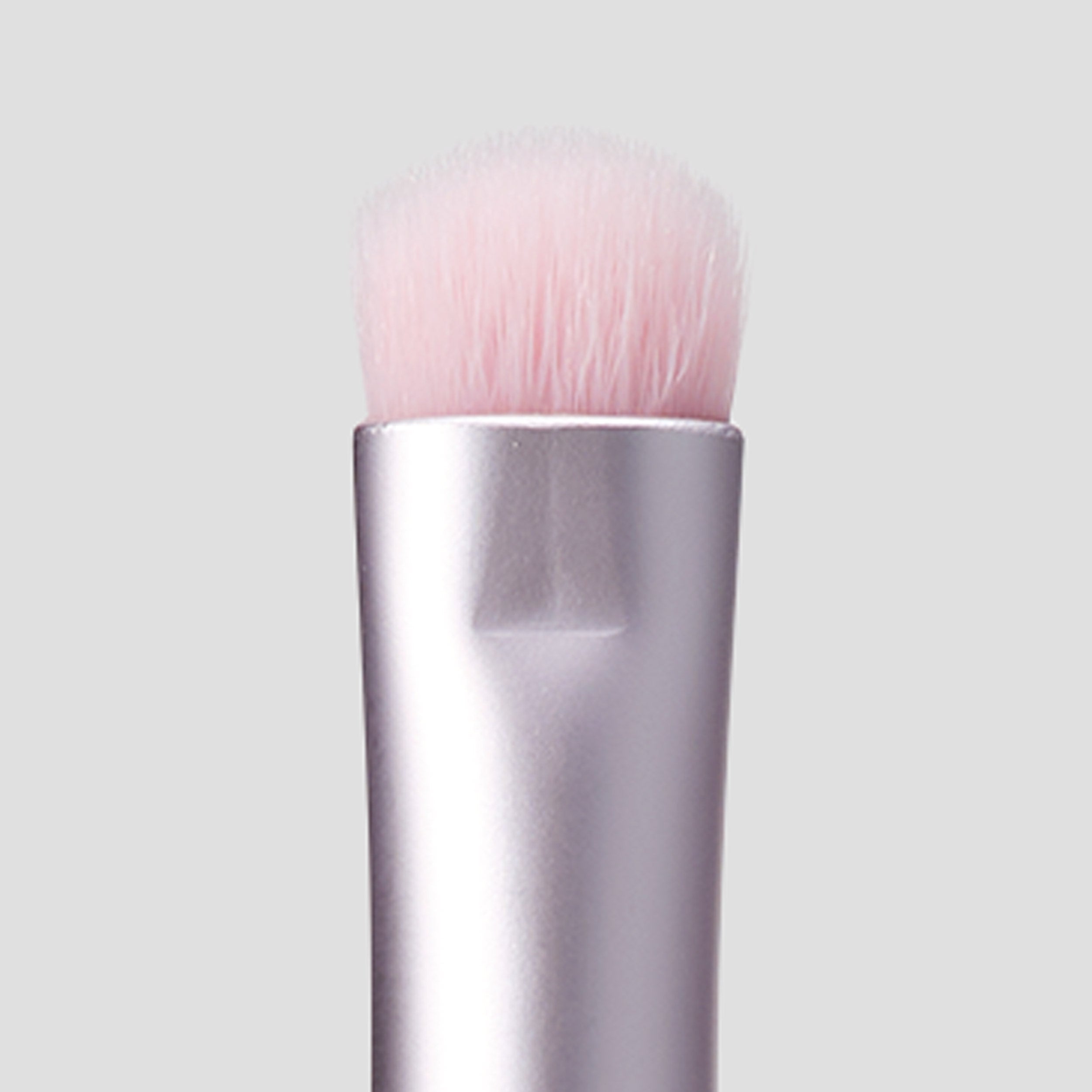Kylie Eyeshadow Shader Brush 06 - Sneaker Türkiye